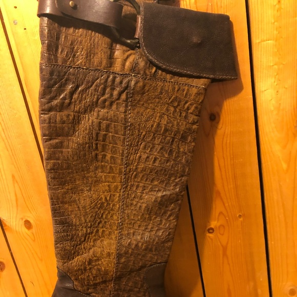 Henry Beguelin( if you do not know if this designer look him up) - Picture 2 of 3